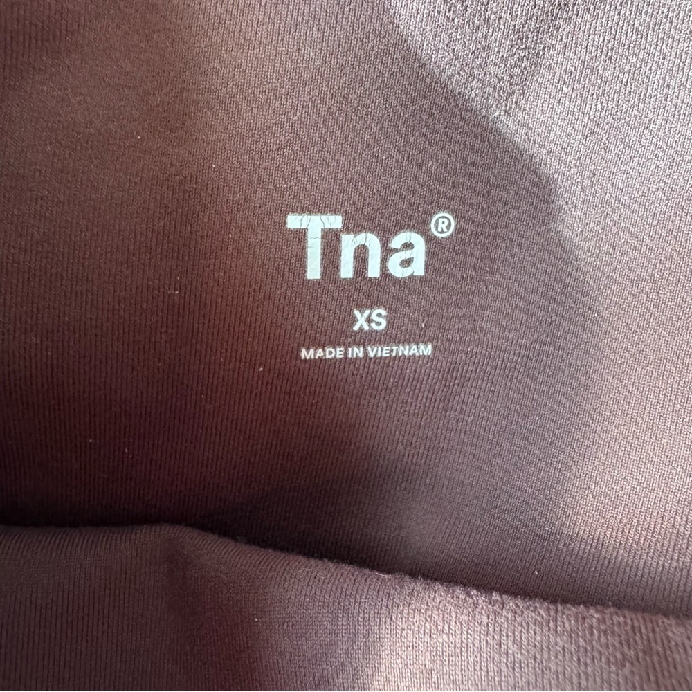 Aritzia TNA brown biker shorts size extra small Gym Athletic Activewear - Picture 4 of 6